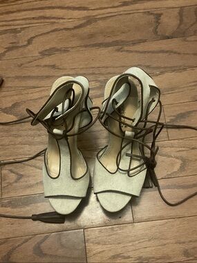 Shoe Dazzle Cream Peep-Toe Lace-Up Heels with Brown Trim